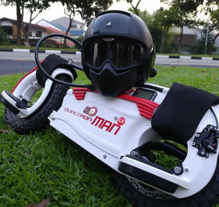 DUALTRON MAN HUBLESS MOTOR CYBER ELECTRIC FOOT SCOOTER 60V 31.5Ah LG - Image 7