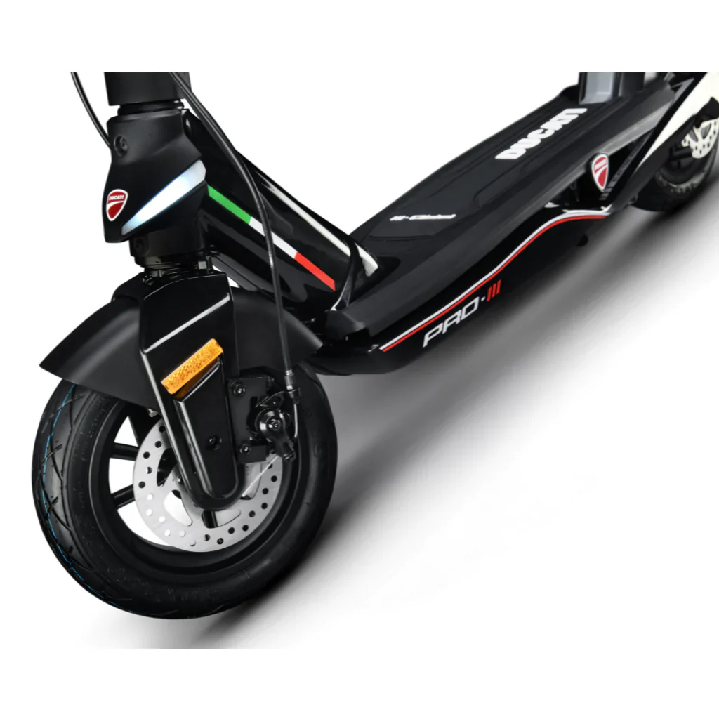 Ducati PRO-III Electric Scooter - Image 4